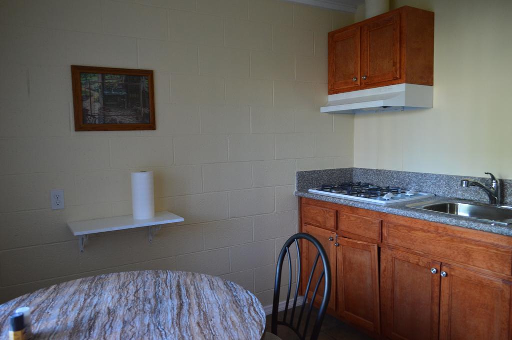 Circle C Lodge Twentynine Palms Ngoại thất bức ảnh
