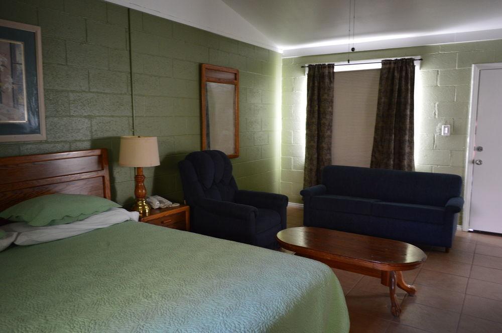 Circle C Lodge Twentynine Palms Ngoại thất bức ảnh