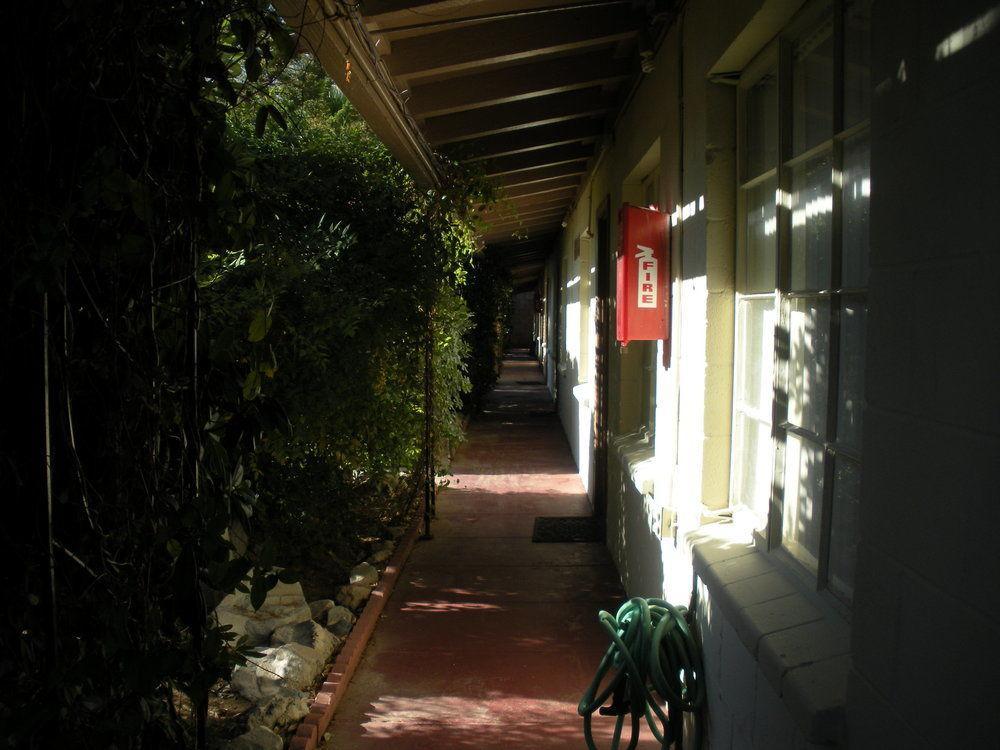 Circle C Lodge Twentynine Palms Ngoại thất bức ảnh